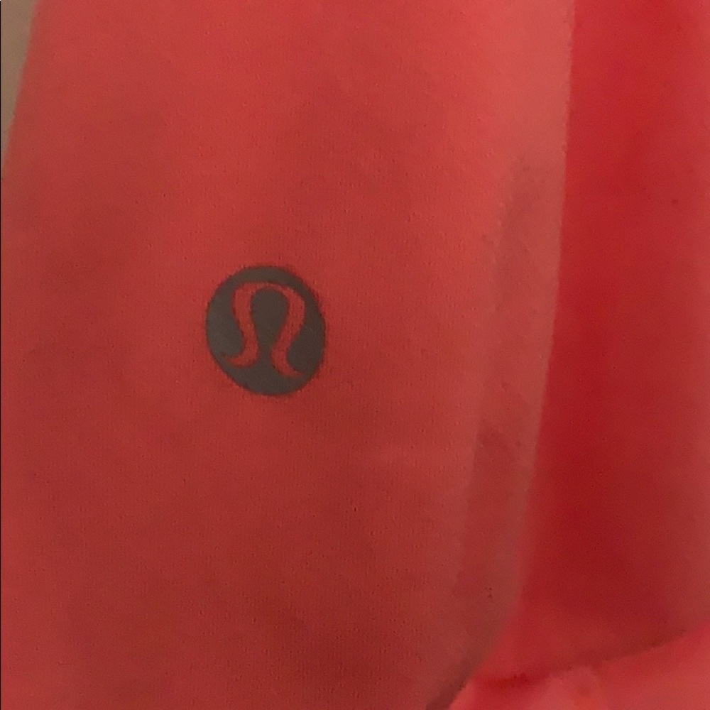 Hot neon pink Lululemon tank top size 2 - Picture 3 of 3